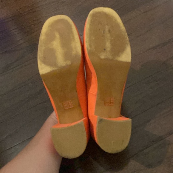 Intentionally Blank Coral Mary Jane - Picture 2 of 6